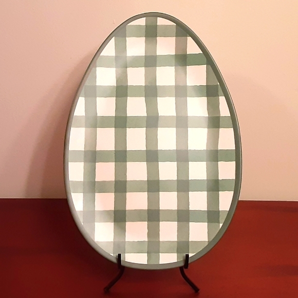 4-Piece NEW Easter Serveware Set - Picture 2 of 6